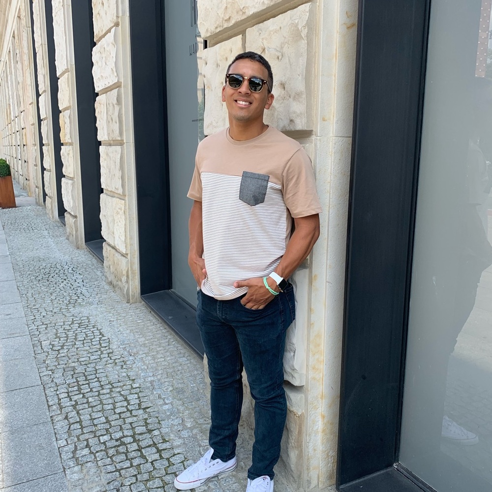 Meet your Posher, Eric